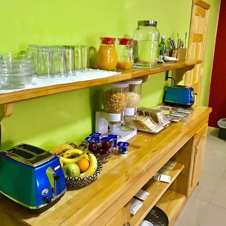 Hostal Andes Patagonicos Puerto Natales Dış mekan fotoğraf