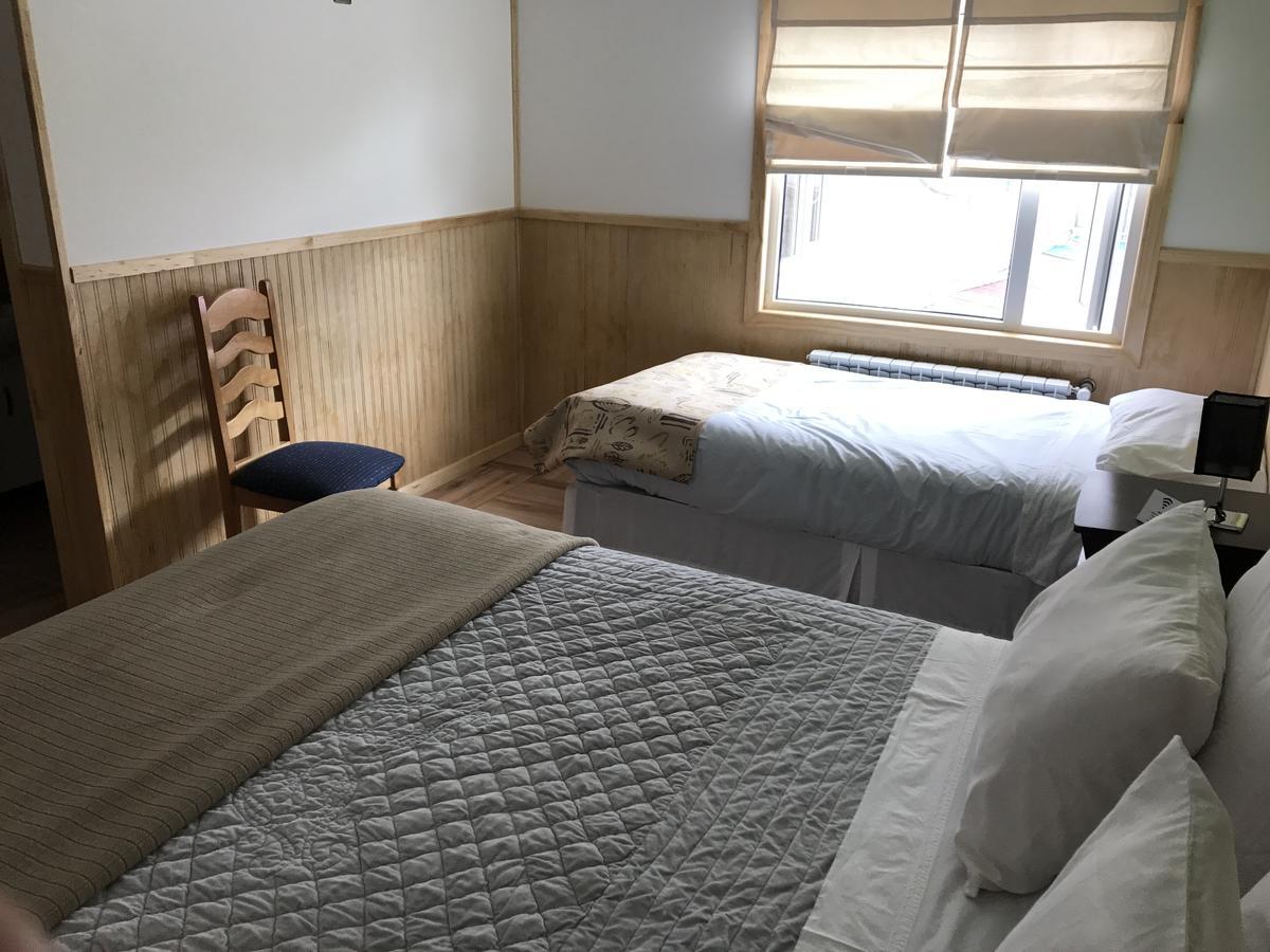 Hostal Andes Patagonicos Puerto Natales Dış mekan fotoğraf